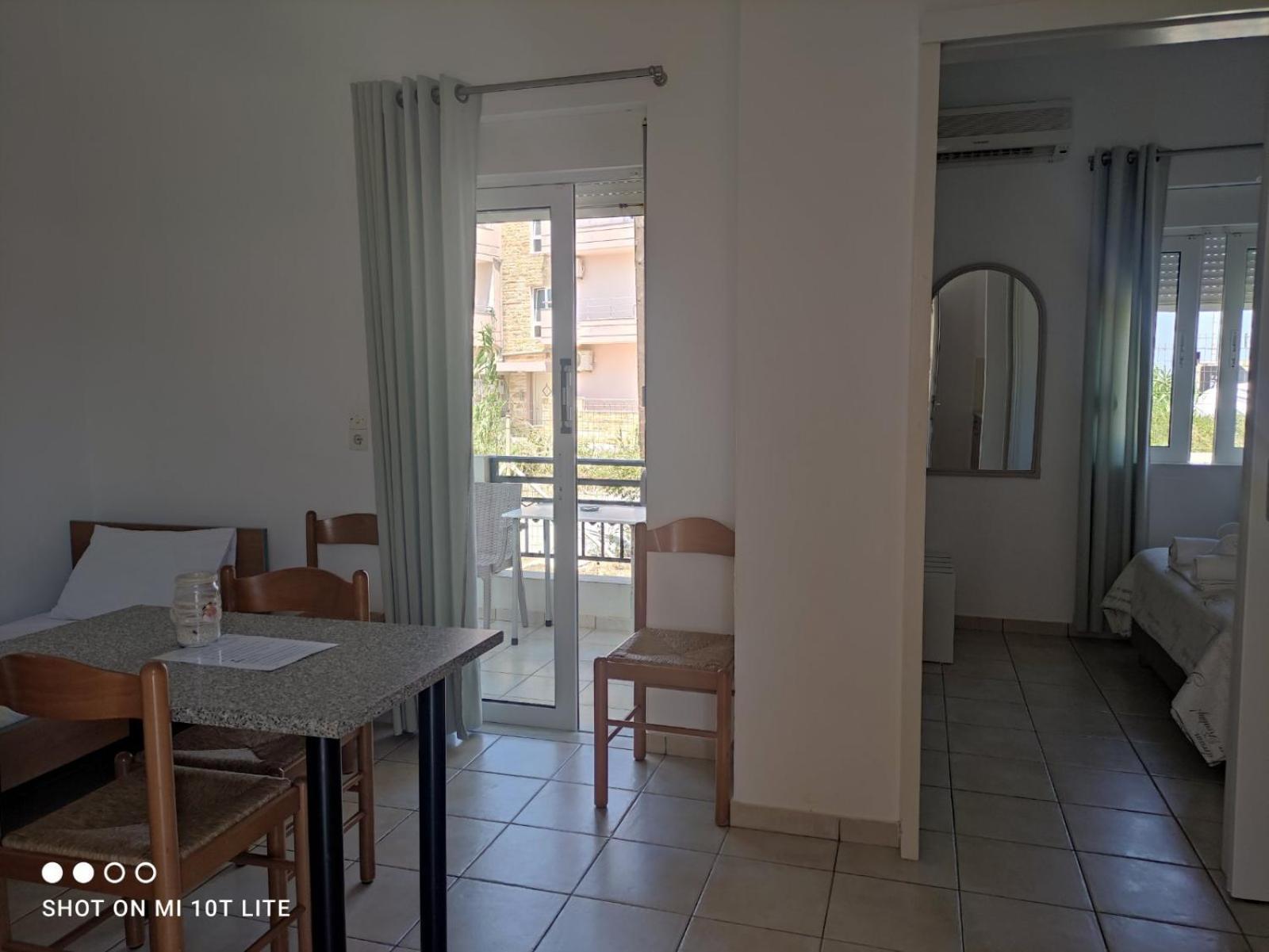 Yannis Apartments Amoudara Lasithiou Екстериор снимка