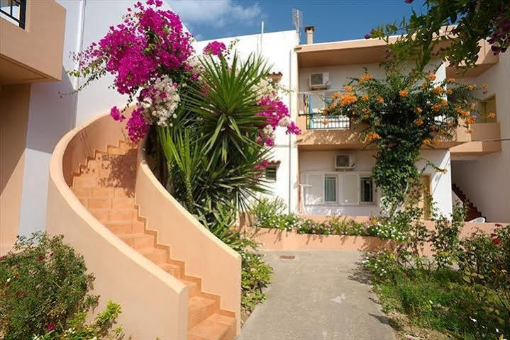 Yannis Apartments Amoudara Lasithiou Екстериор снимка