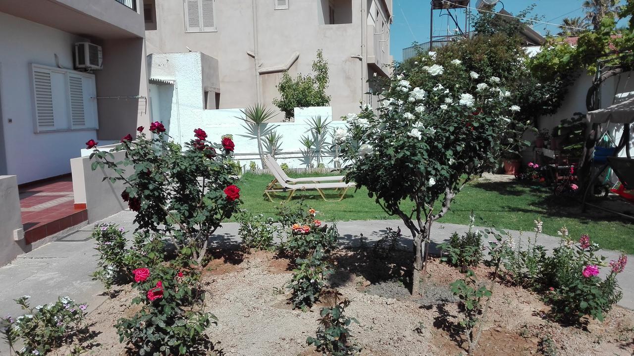 Yannis Apartments Amoudara Lasithiou Екстериор снимка